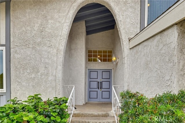 Foto del edificio - 18102 Hatteras St