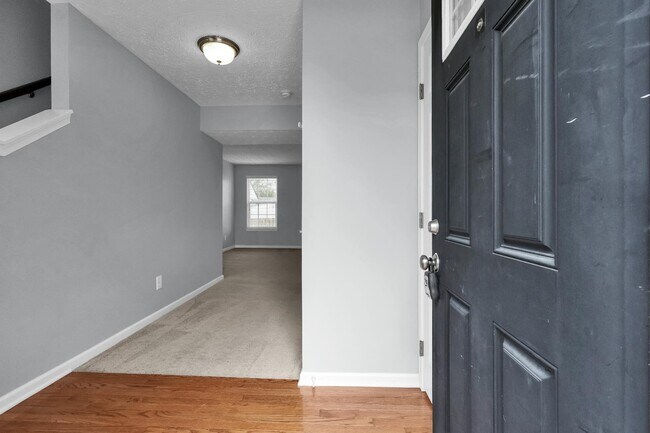 Building Photo - 5719 Cruiser Ave