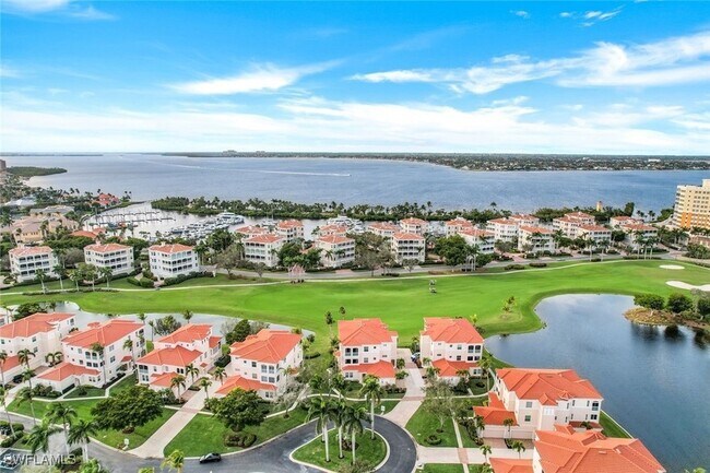 Foto del edificio - 14314 Harbour Links Ct