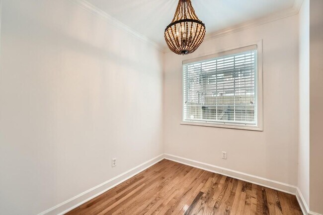 Foto del edificio - 2232 Dunseath Ave NW