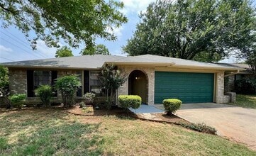 Building Photo - 514 Anice Ln