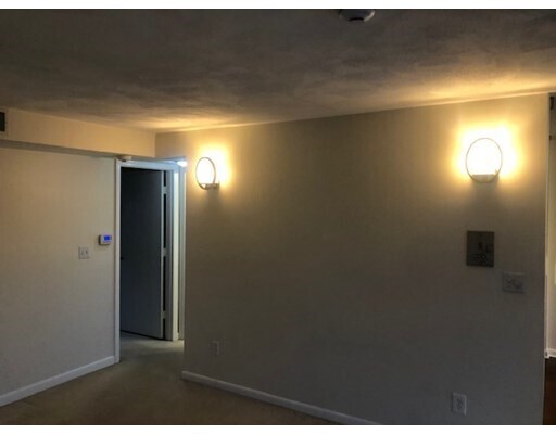 Building Photo - 360 Neponset St