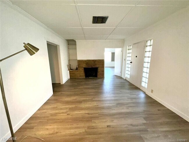 Foto del edificio - 3 br, 2 bath House - 5555 Morella Ave