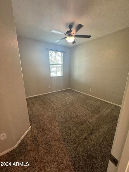 Building Photo - 18036 W Thistle Landing Drive