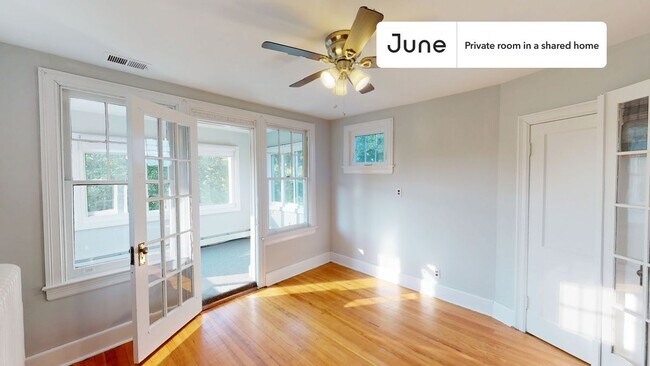 Foto del edificio - Room in Shared 6 bed/3 bath home in Brookland