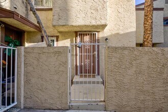Building Photo - 5031 Spencer St
