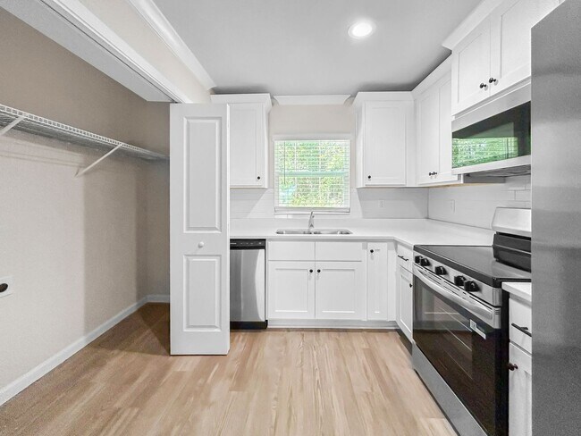 Foto del edificio - 9368 N Peachtree Way