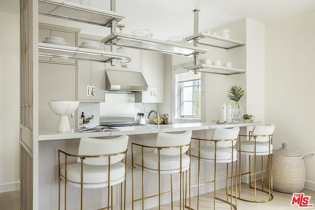 Foto del edificio - 15225 Palisades Village Ln