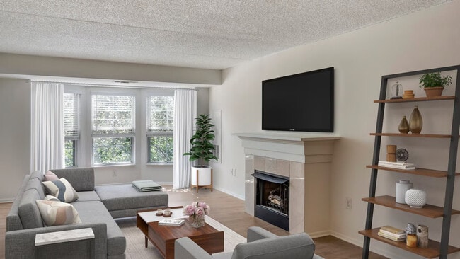 Foto del edificio - 444 Washington Blvd