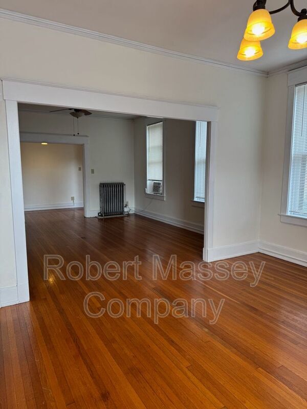 Photo - 2014 Cherokee Pkwy Apartment