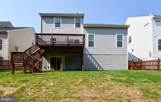Building Photo - 1007 Wright Ct