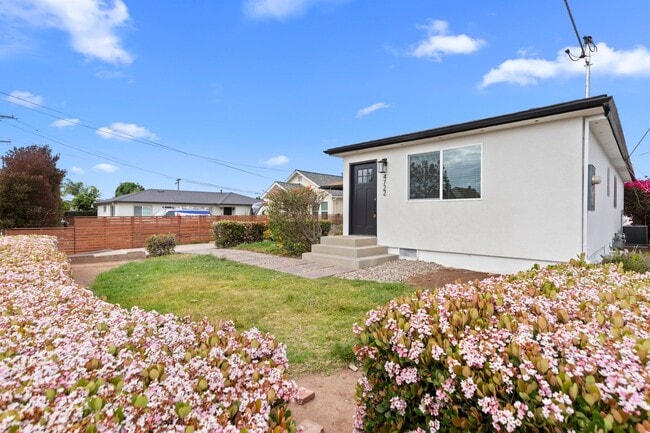 Foto del edificio - 4722 68th St