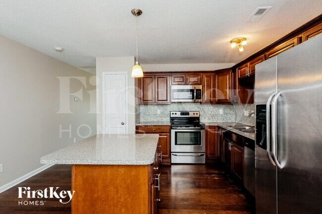 Foto del edificio - 1024 Stinson Glen Ln