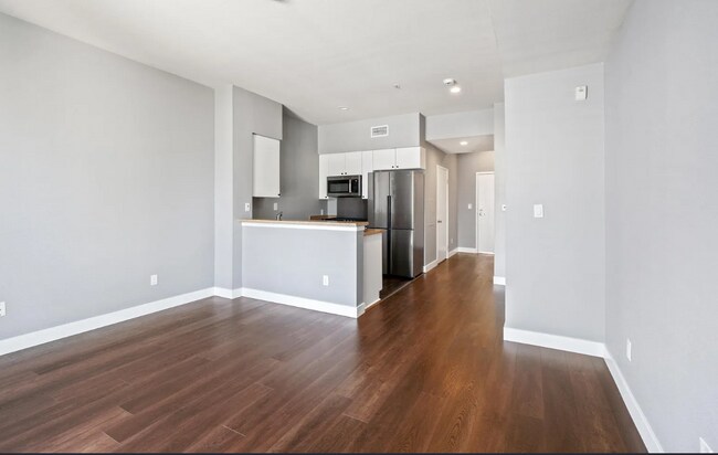 Foto del edificio - 445 Island Ave