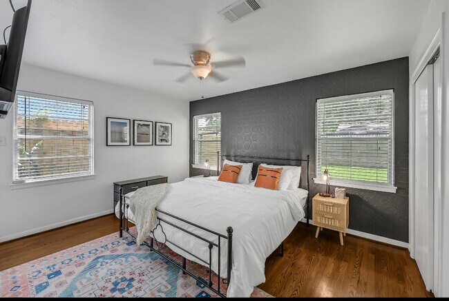 Dormitorio principal - 5415 Carew St