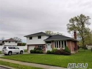 Primary Photo - 676 Parkside Dr