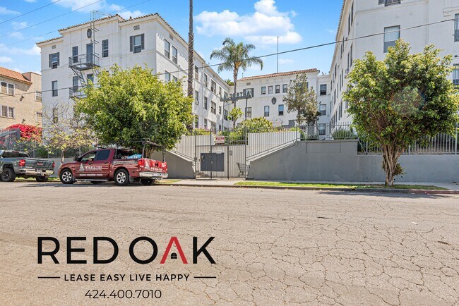Foto del edificio - 960 S Oxford Ave