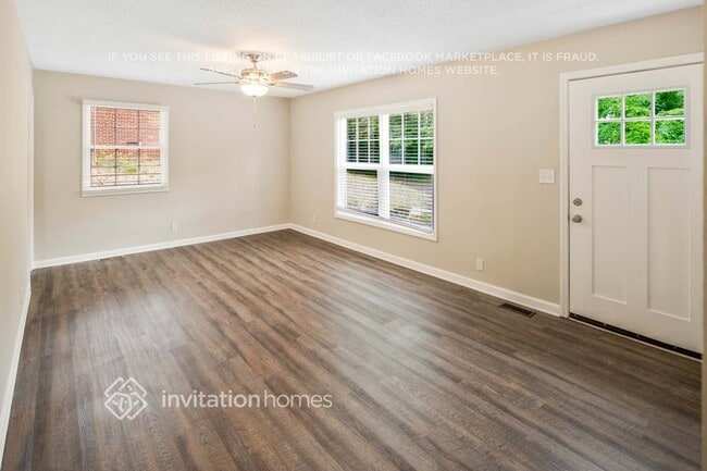 Foto del edificio - 2306 Eastview Cir