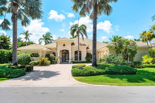 Building Photo - 1831 Sabal Palm Dr