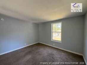 Building Photo - 620 Dashland Dr