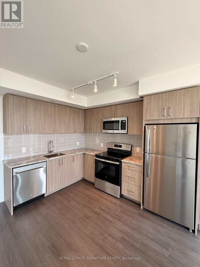 Photo du bâtiment - 4000 Eglinton Ave W
