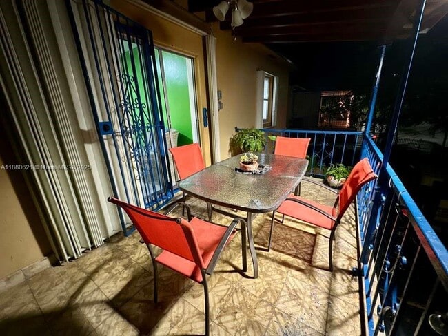 Foto del edificio - 935 SW 11th Ave