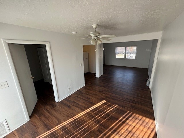 Photo - 6606 Vandre Ave House