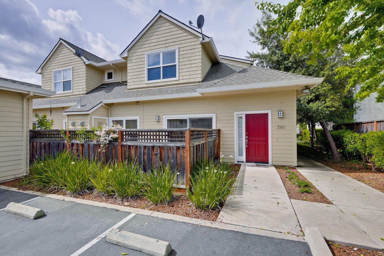 750 Cottage Ct, Mountain View, CA 94043 Townhome Rentals in Mountain