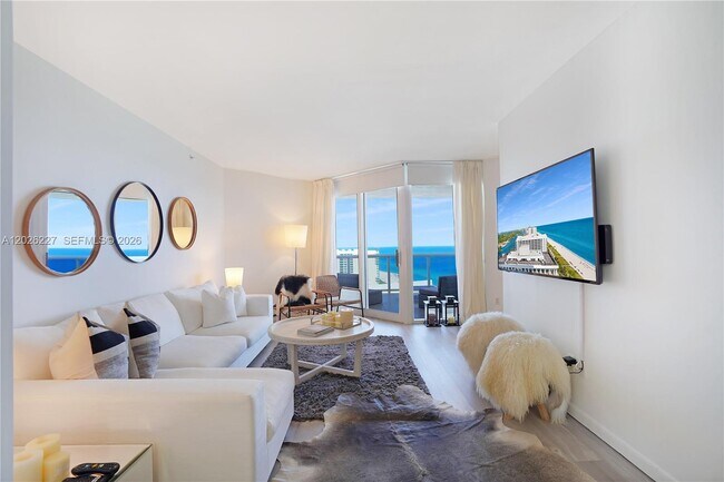 Foto del edificio - 4779 Collins Ave