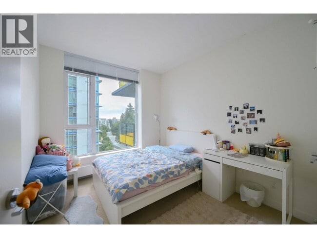 Building Photo - 8850 University Crescent