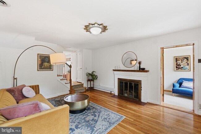 Foto del edificio - 8007 Wildwood Dr
