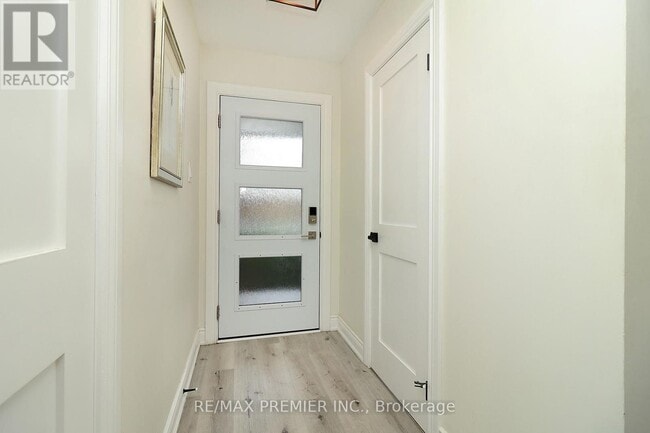 Building Photo - 27 Prairie Dunes Pl
