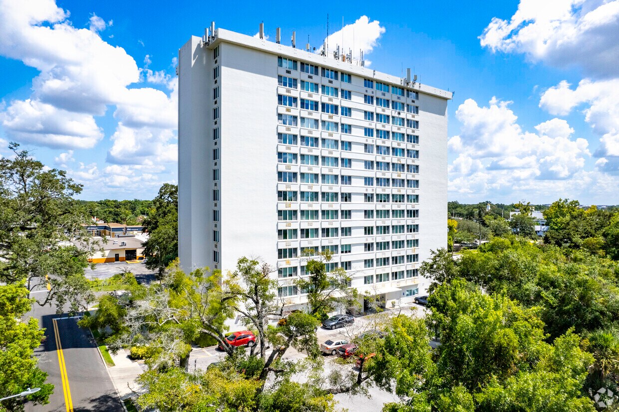 Hillcrest Hampton House - Apartments in Orlando, FL | Apartments.com