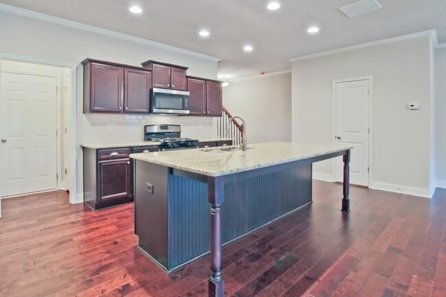Building Photo - 4331 Greys Rise Way SW