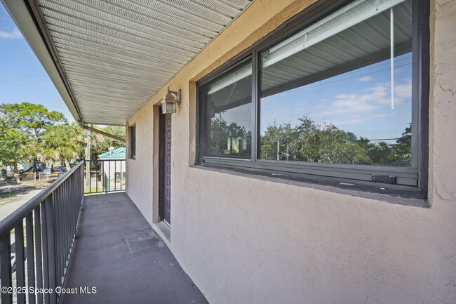 Building Photo - 201 Cocoa Isles Blvd