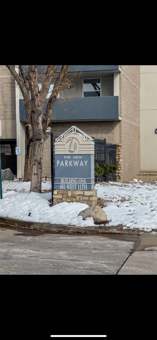 Photo - 601 W 11th Ave Apartment