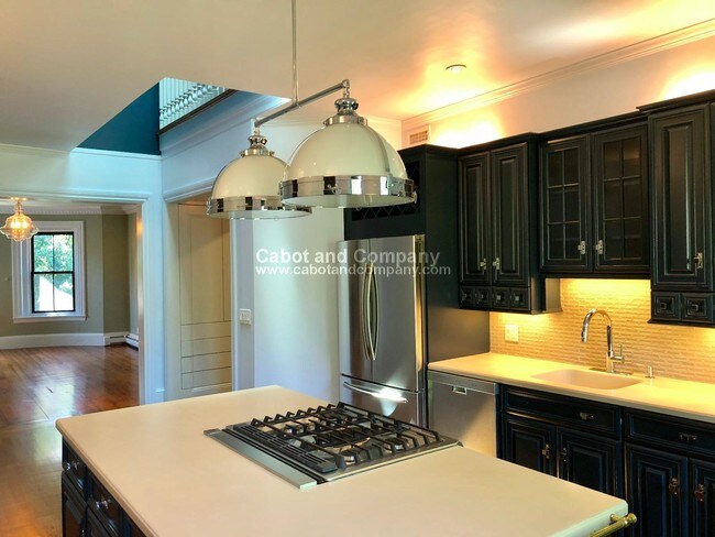 Building Photo - 37 Union Park