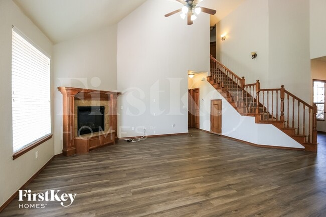 Building Photo - 13909 Korbyn Dr