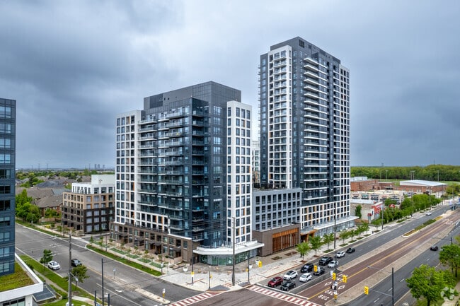 Beverly at The Thornhill - Building A