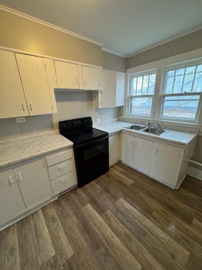 Foto del edificio - 1955 S Getty St