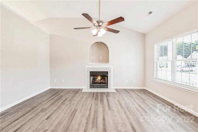 Foto del edificio - 1928 Nigel Ct