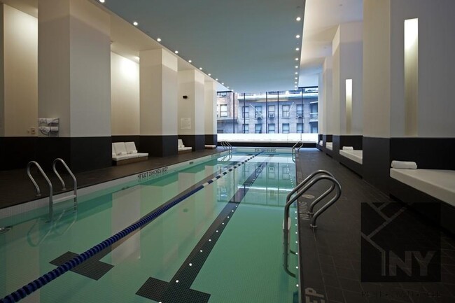 Building Photo - 2 bedroom in NEW YORK NY 10038
