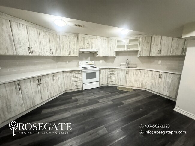 Photo du bâtiment - Spacious 3-Bedroom Basement Apartment with 2 Bathrooms – Brampton