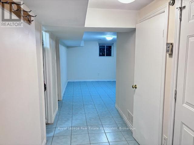 Building Photo - 130 Kingswood Dr