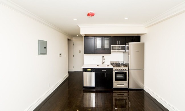 Foto del edificio - 360 W 19th St