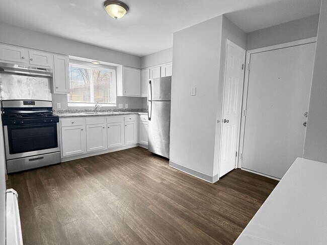 Foto del edificio - 2410 36th St SW