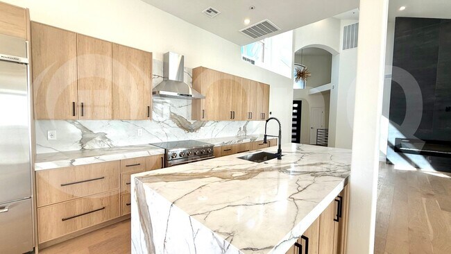 Foto del edificio - 8133 E Cortez Dr