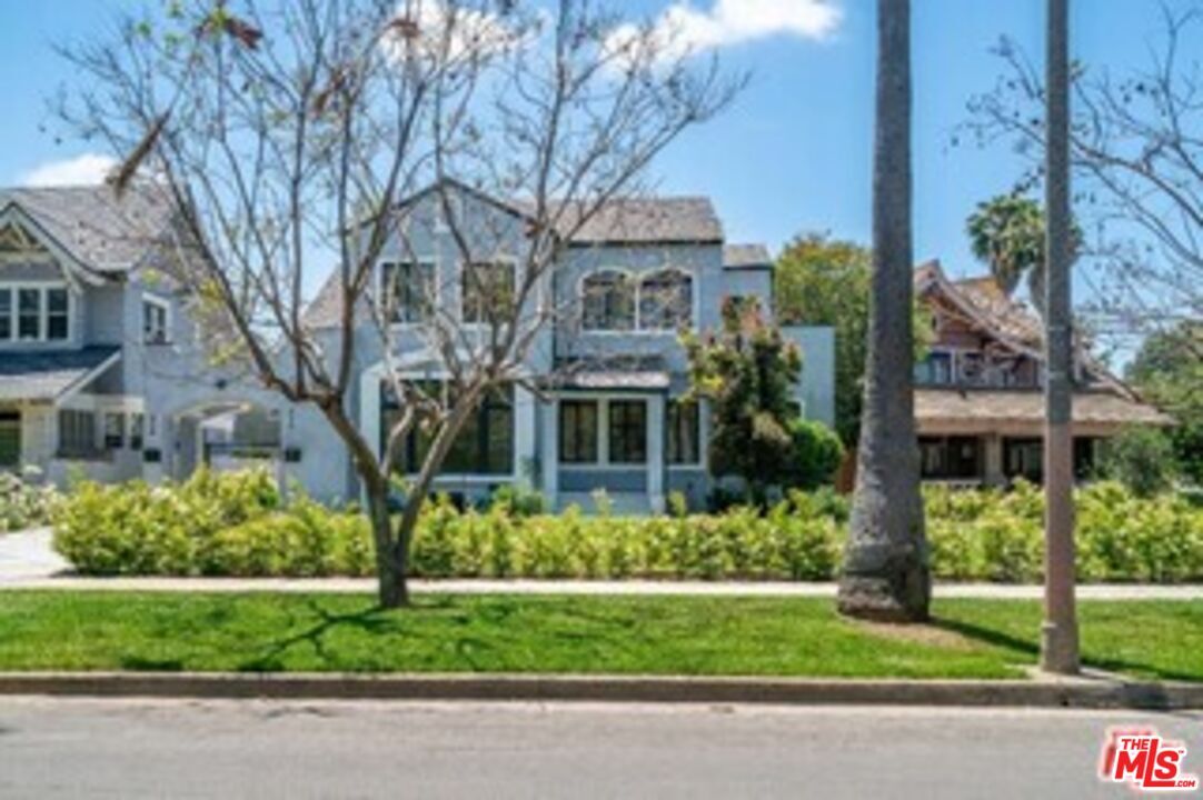Foto principal - 4308 Victoria Park Dr