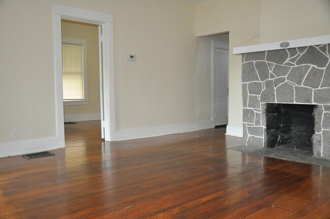 Building Photo - Pre-Leasing Now for Fall Semester 2026