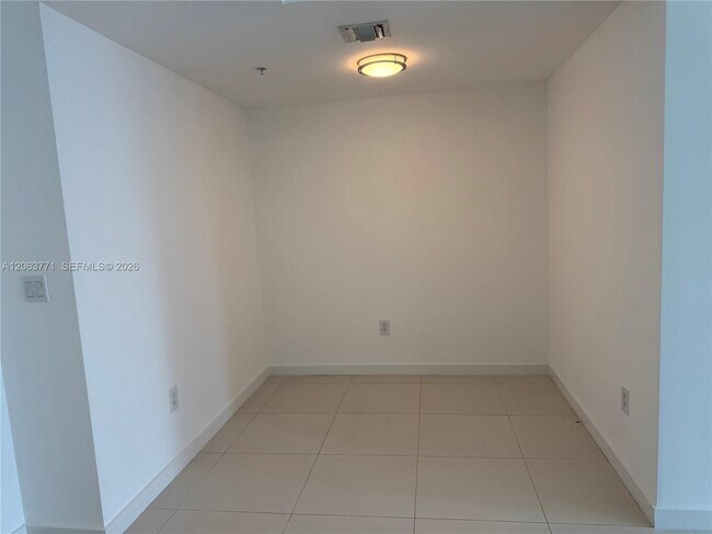 Foto del edificio - 90 SW 3rd St